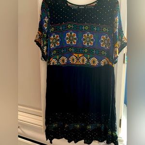 Boohoo dress boho look.  100% viscose.  Size 6